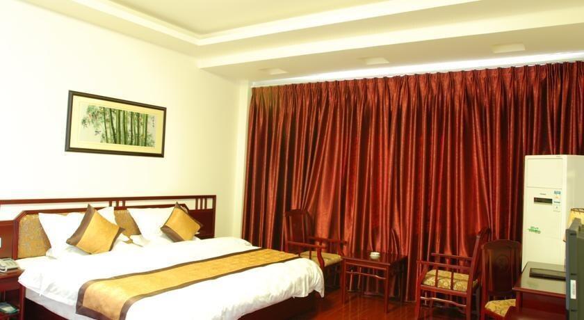 Баошань: Yunshangsiji Fairyland Hotel of Tengchong Jadeite