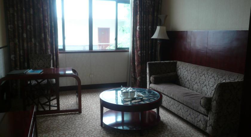 Чунцин: Tao Ran Ju New Contryside Golden Sunshine Eco-Hotel
