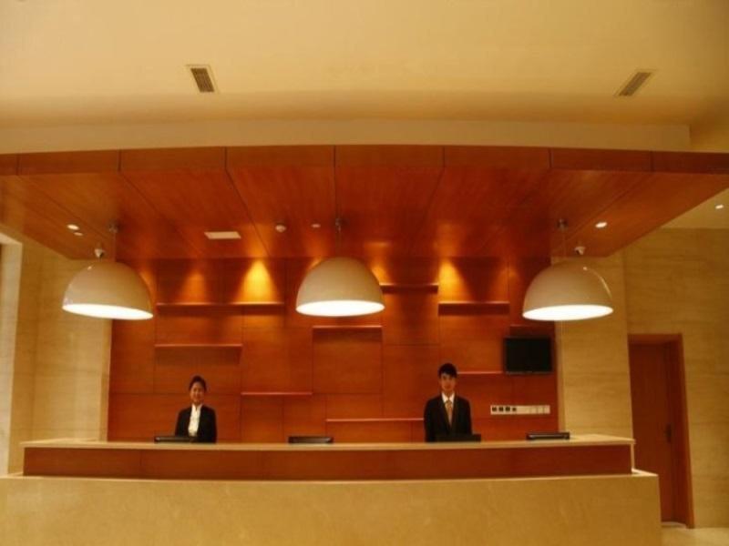Чэнду: JI Hotel Wuhou