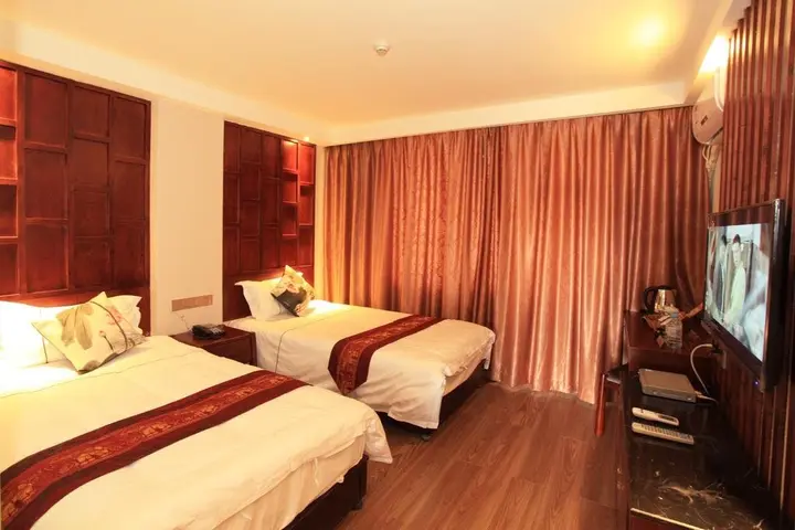 Гуйлинь: Guilin Jiang Xianghe Hotel