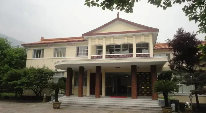 Хуаншань: Shanghai Federation of Trade Unions Huangshan Resort