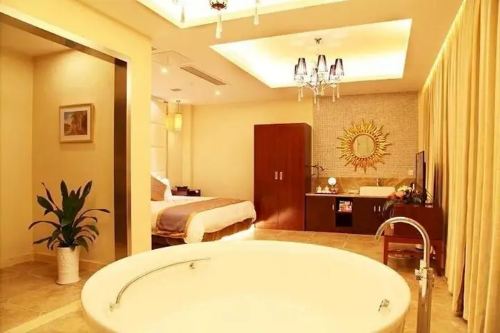 Нанкин: Gao Chun Palace Garden Hotel