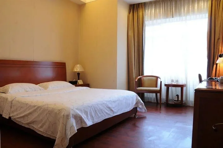 Шэньчжэнь: Shenzhen YangFu Hotel