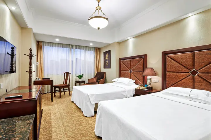 Циндао: Grand Regency Hotel