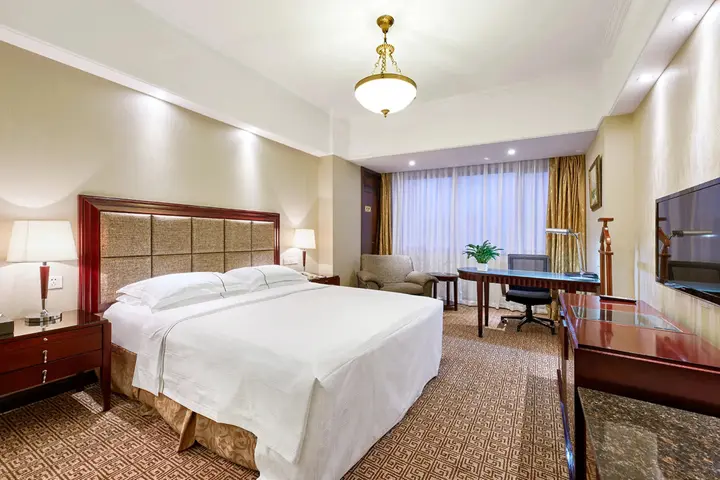 Циндао: Grand Regency Hotel