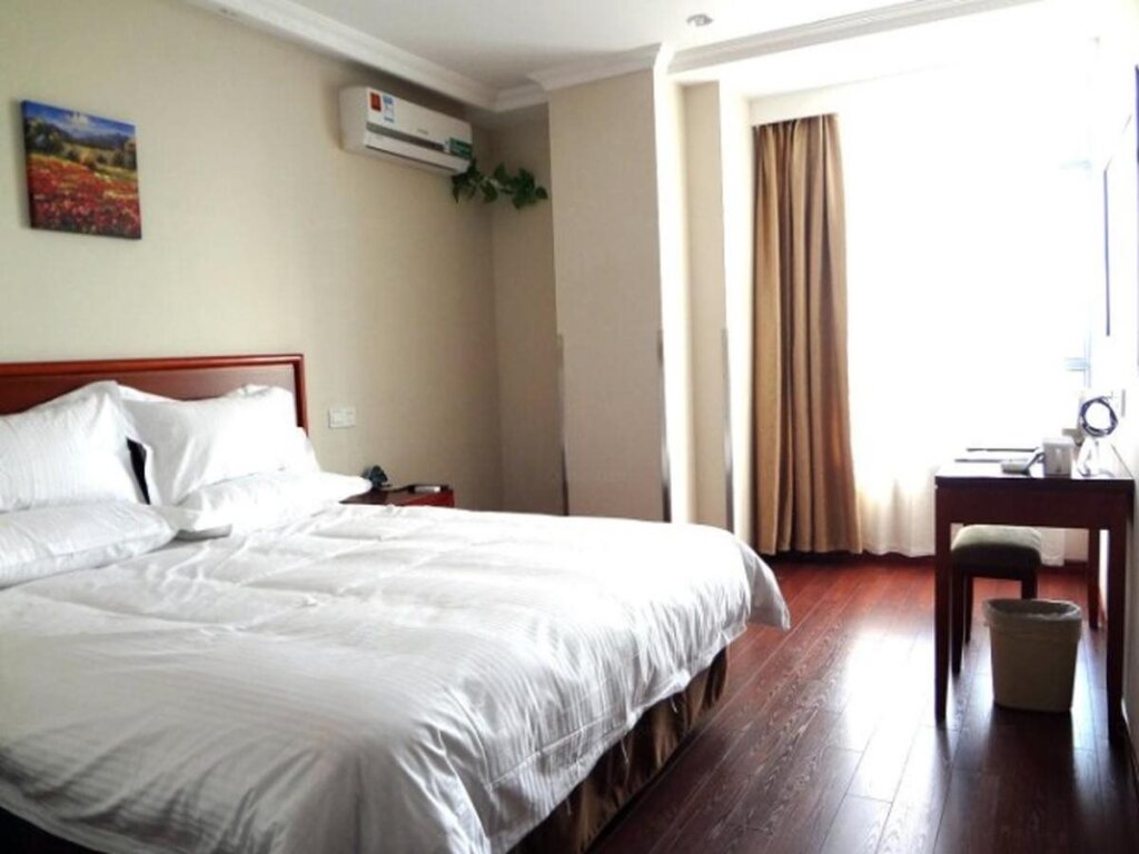 Нанкин: Green Tree Inn Nanjing Dachang Xinhua Road Express Hotel