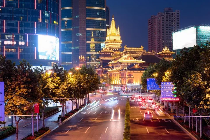 Шанхай: GreenTree Inn ShangHai WuNing Road ZhenPing Road Metro Station Busines