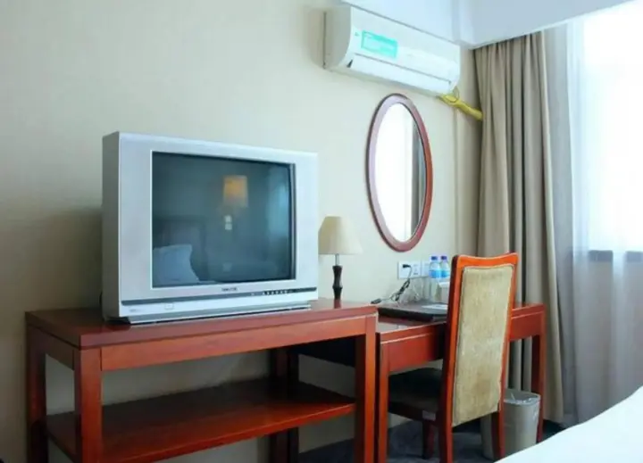 Шанхай: GreenTree Inn ShangHai WuNing Road ZhenPing Road Metro Station Busines
