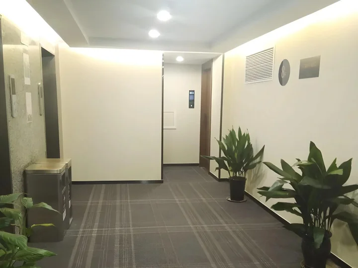Шанхай: GreenTree Inn ShangHai WuNing Road ZhenPing Road Metro Station Busines