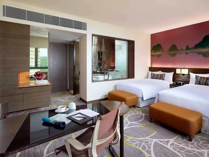 Гонконг: Crowne Plaza Hong Kong Kowloon East by IHG