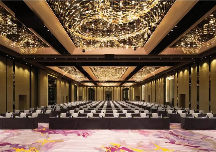 Гонконг: Crowne Plaza Hong Kong Kowloon East by IHG