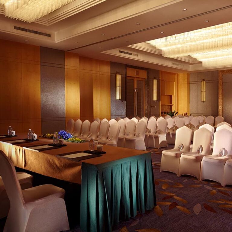Хуайань: New Century Grand Hotel Huaian