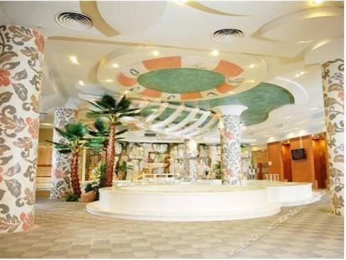 Пекин: HNA Grand Hotel Shijingshan Beijing