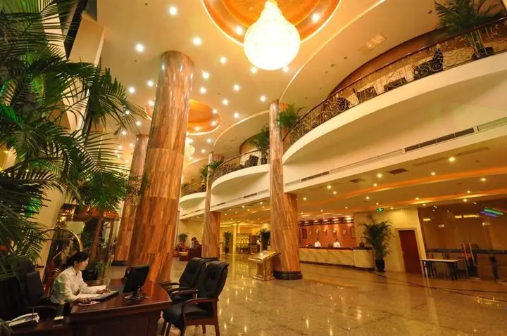 Шанхай: Shanghai Qi Shan Hotel