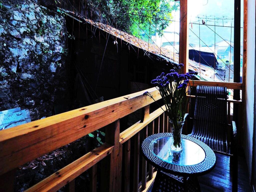 Яншо: Yangshuo Spring Flowers Blossoming Hotel