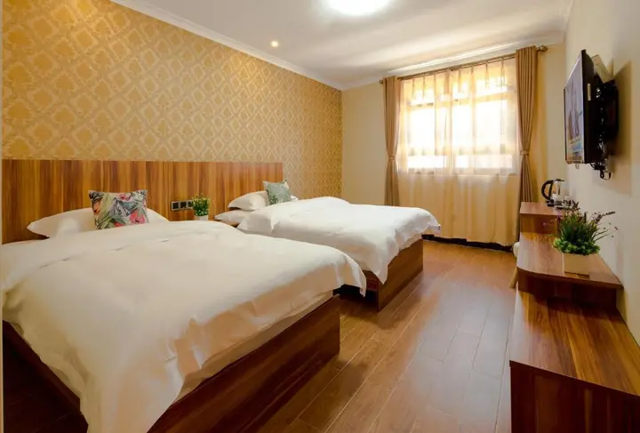 Шангри-Ла: Shangri-La Lamtin Youth Hostel