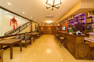 Шангри-Ла: Shangri-La Lamtin Youth Hostel