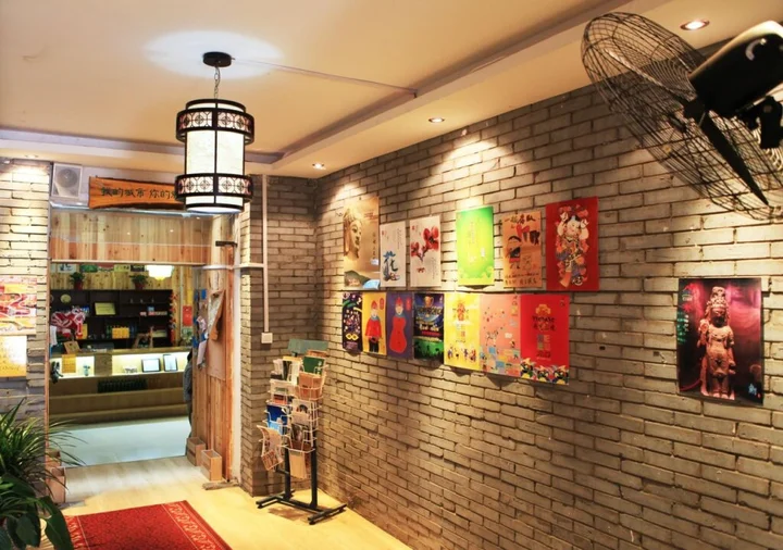 Лоян: Luoyang Longmen Youth Hostel