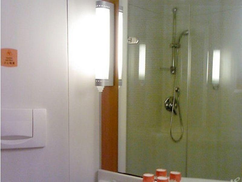 Дунгуань: ehotel Dongguan Qingxi