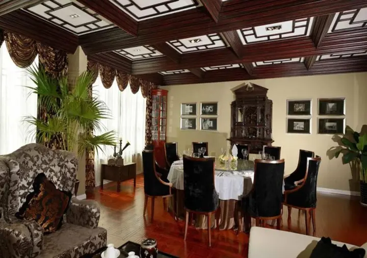 Гуйлинь: The White House Hotel Guilin
