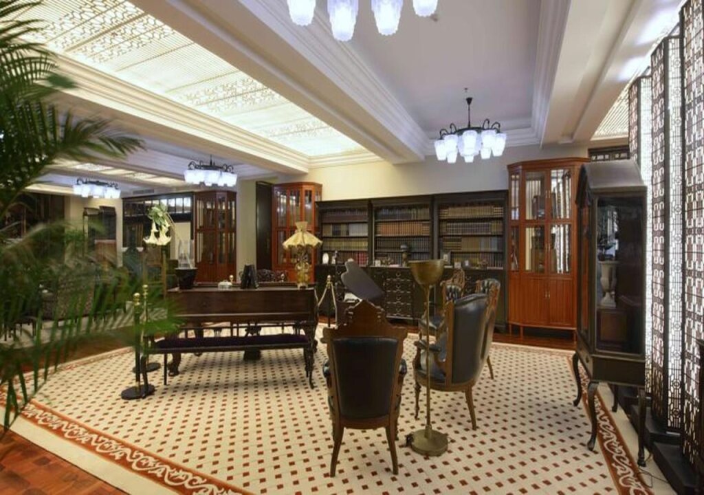 Гуйлинь: The White House Hotel Guilin