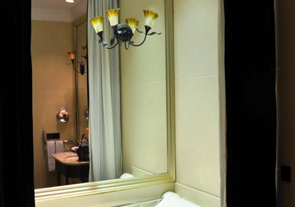 Гуйлинь: The White House Hotel Guilin