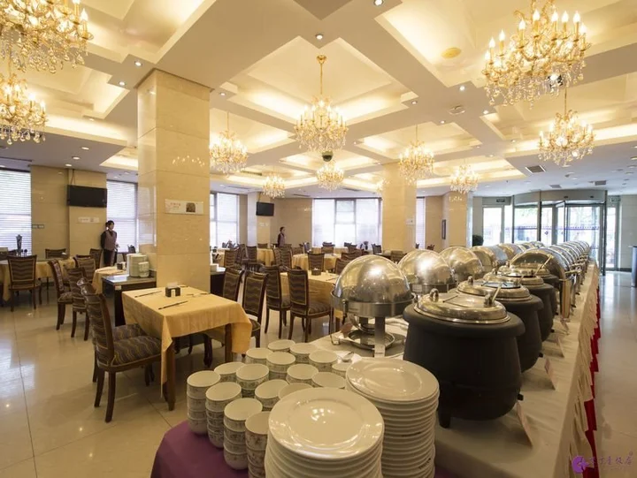 Циндао: Qingdao Lilac Hotel