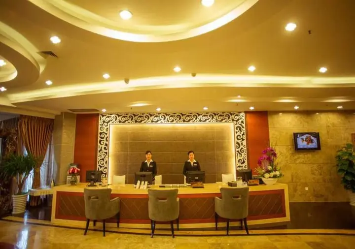 Наньчун: Universal House Hotel