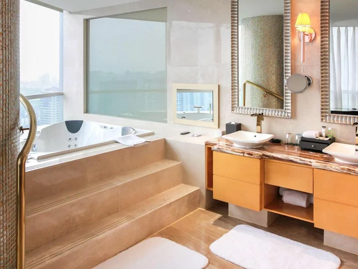 Линьи: Pullman Linyi Lushang