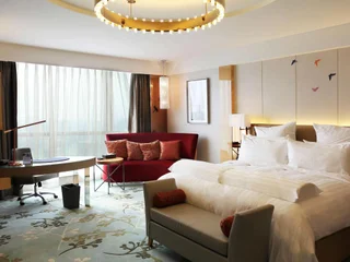 Линьи: Pullman Linyi Lushang