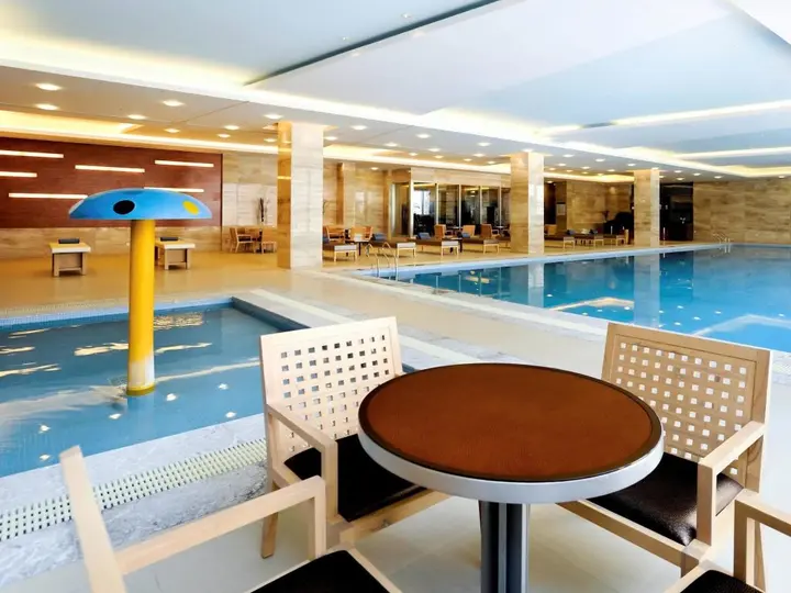 Линьи: Pullman Linyi Lushang