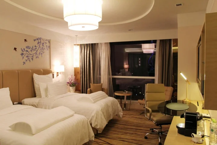 Линьи: Pullman Linyi Lushang