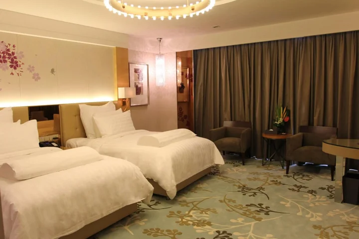 Линьи: Pullman Linyi Lushang