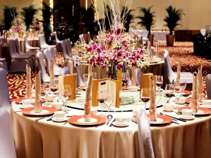 Линьи: Pullman Linyi Lushang