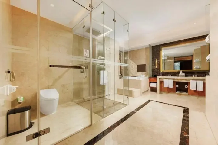 Гуанчжоу: Vanburgh Hotel