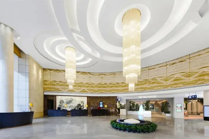 Гуанчжоу: Vanburgh Hotel