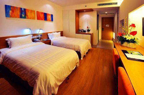 Шанхай: Wisdom Hotel Shanghai