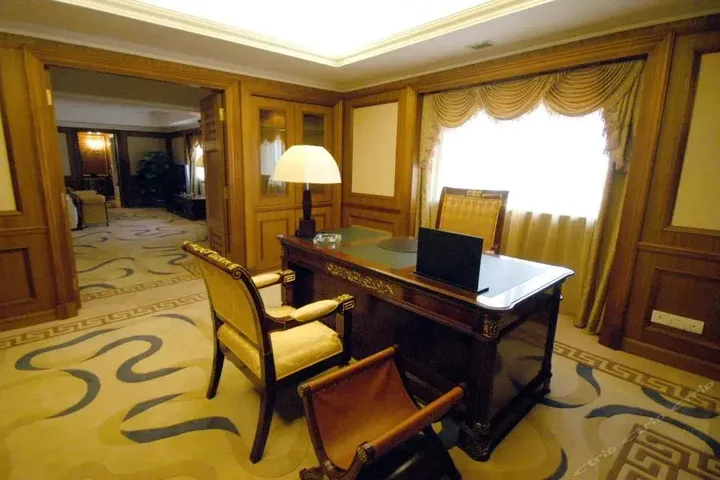 Наньчан: Trilec International Hotel