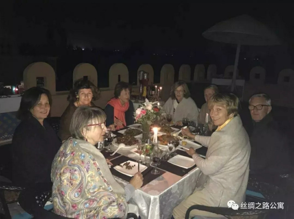 Турпан: Turpan Silk Road Lodges - The Vines
