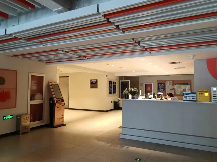 Пекин: Beijing Saga Hotel