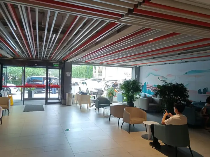 Пекин: Beijing Saga Hotel