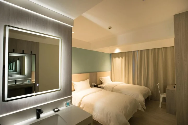 Пекин: Beijing Saga Hotel