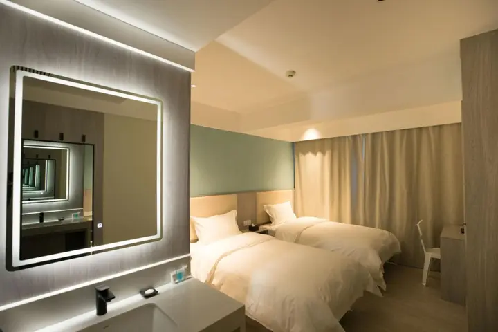 Пекин: Beijing Saga Hotel