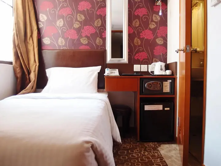 Гонконг: Lander Hotel Prince Edward