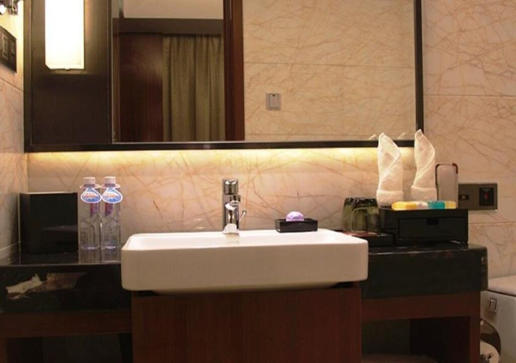 Шэньчжэнь: Grand Soluxe Zhongyou Hotel Shenzhen