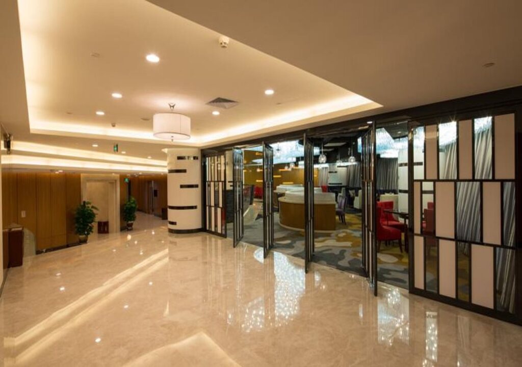 Шэньчжэнь: Grand Soluxe Zhongyou Hotel Shenzhen