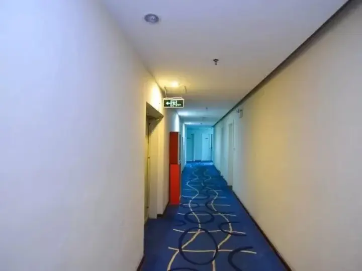 Лоян: Luoyang Aviation E-Home Inn