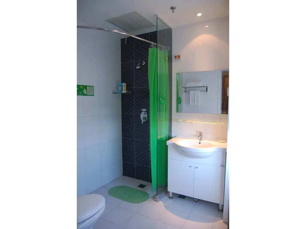 Лоян: Luoyang Aviation E-Home Inn