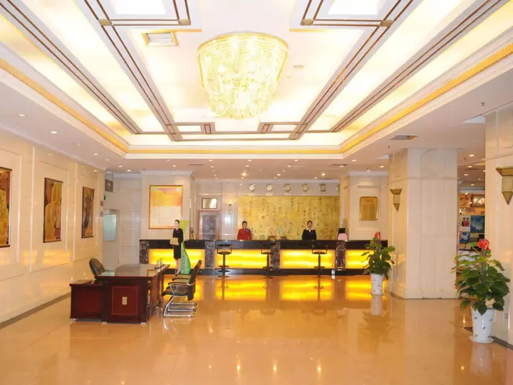 Лоян: Luoyang Aviation Hotel