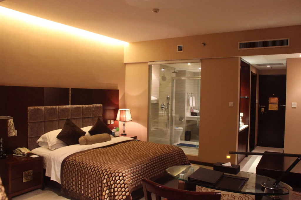 Лоян: Luoyang Aviation Hotel